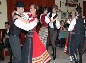 BUDAPEST FOLKLORE SHOW WITH DINNER